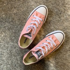 Light pink Converse